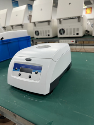 Centrifugadora microhematocrita de alta velocidad Mini centrifugadora de 12000 rpm AC230V 50HZ