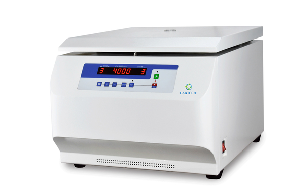 Utilizar centrifugadora de baja velocidad con bloqueo de tapa y protección contra desequilibrios